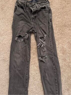 Hollister Black Ultra High-Rise Straight Jeans